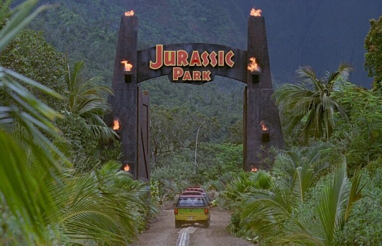 "Hawaii’s Jurassic Park Locations: A Cinematic Adventure"